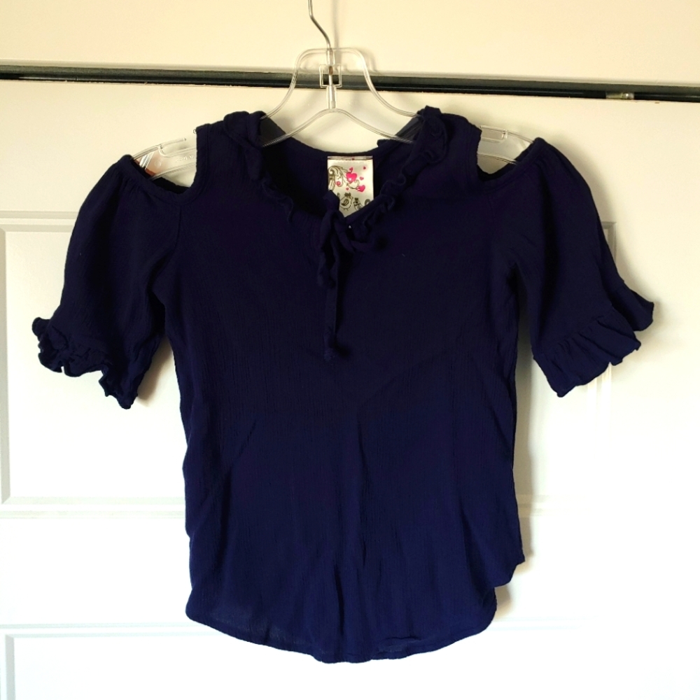 Navy 3/4 "cold shoulder" top